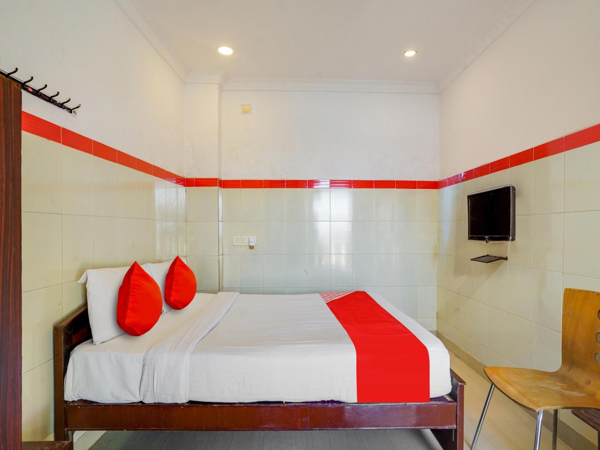 Hotel O Siro Inn Шемшабад Екстер'єр фото