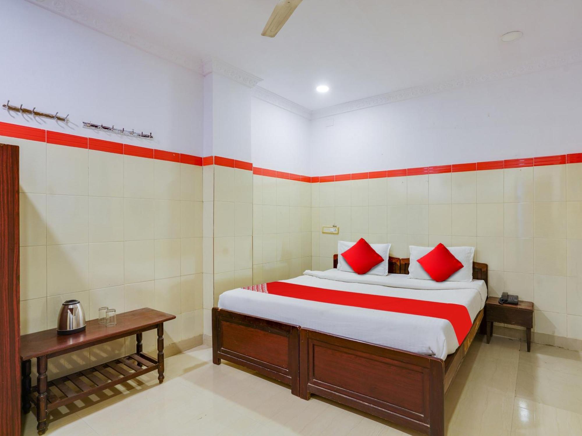 Hotel O Siro Inn Шемшабад Екстер'єр фото